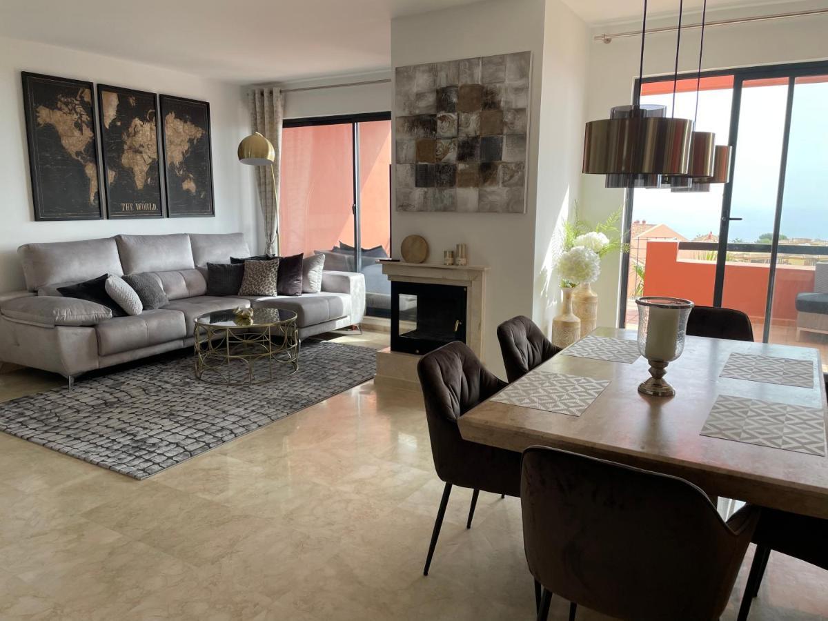Calahonda Luxury Apartment With A Stunning Sea View Mijas Ngoại thất bức ảnh