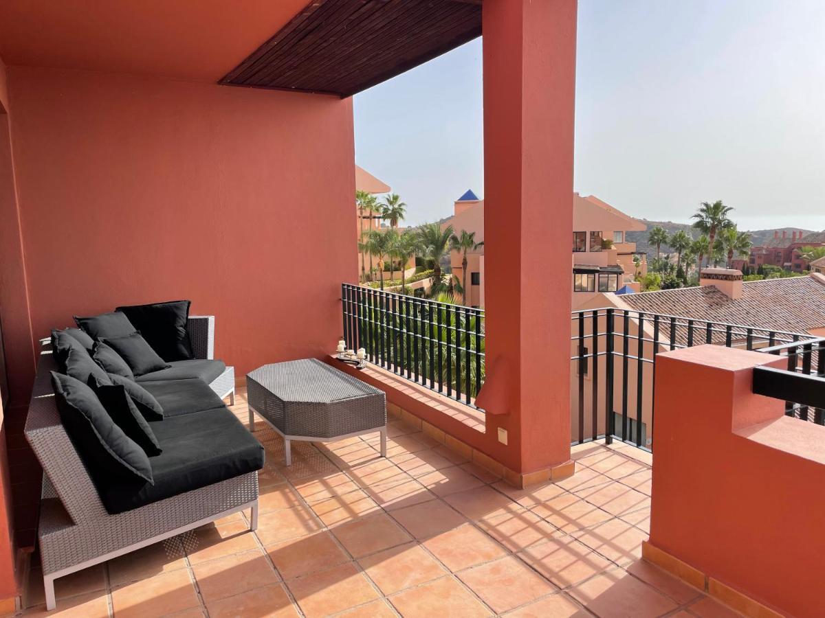 Calahonda Luxury Apartment With A Stunning Sea View Mijas Ngoại thất bức ảnh